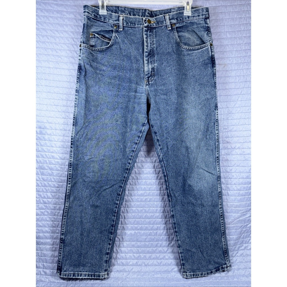 Wrangler Rugged Wear Men's Jeans 38x30 Blue Straight Leg 100% Cotton Denim